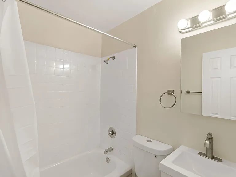 201 Sanford Ave #1304 — Photo 10