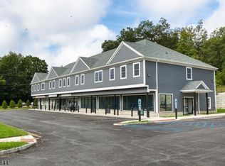 5669 Berkshire Valley Rd #201, Oak Ridge, NJ