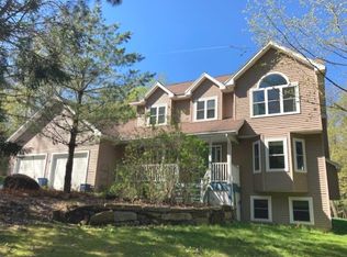 84 Autumn Way, Highgate Center, VT 05459