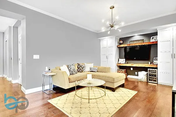 Sold by Botensten Properties International | media 10