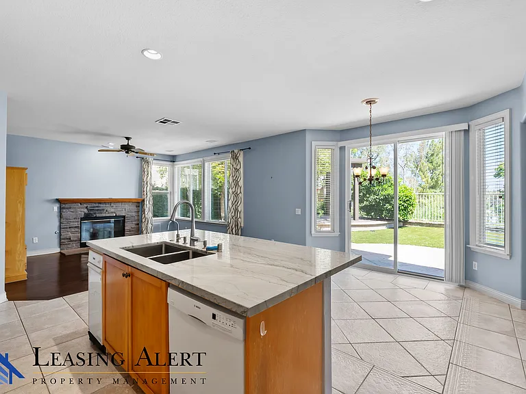 23367 Camford Pl — Photo 6