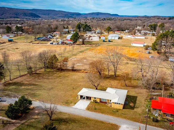 (undisclosed Address), Mountain View, AR 72560