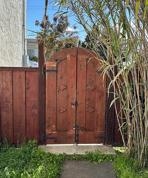 Sonoma Ave — Photo 7
