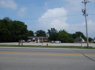 200 Somonauk Rd, Hinckley, IL 60520