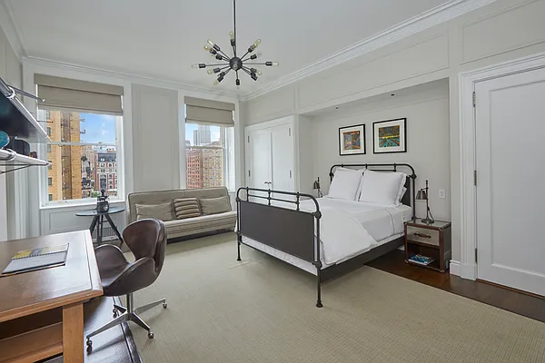 Sold by Corcoran | media 14