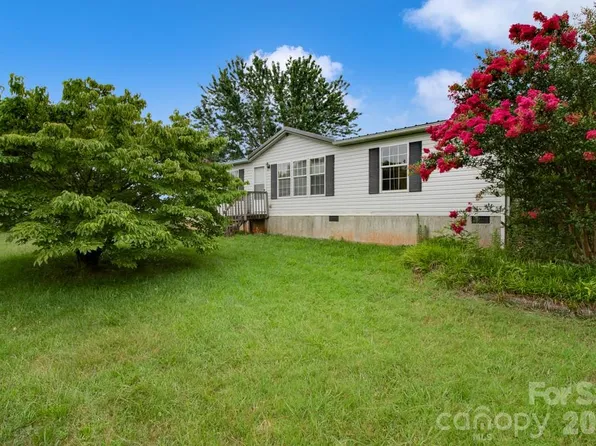 1474 Pea Ridge Rd, Mill Spring, NC 28756