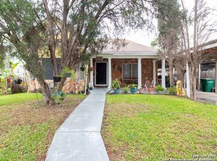 411 S San Eduardo Ave, San Antonio, TX 78237