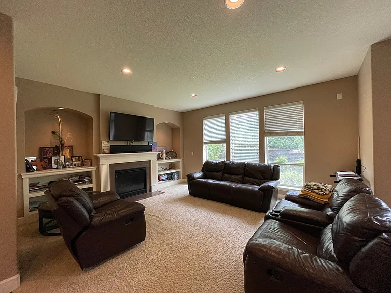 16670 NW Canton St — Photo 18