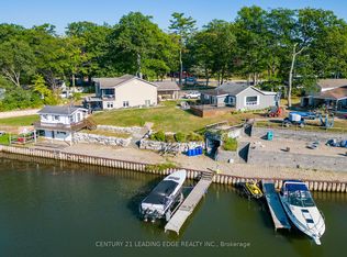 1988 River Rd W, Wasaga Beach, ON L9Z2W1