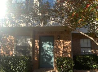 620 W Collins St, Denton, TX 76201