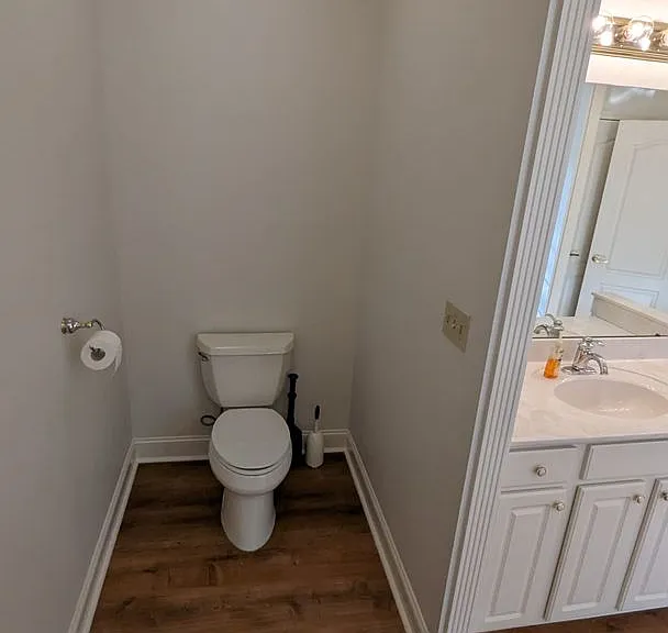 210 Winding Way Ln — Photo 23