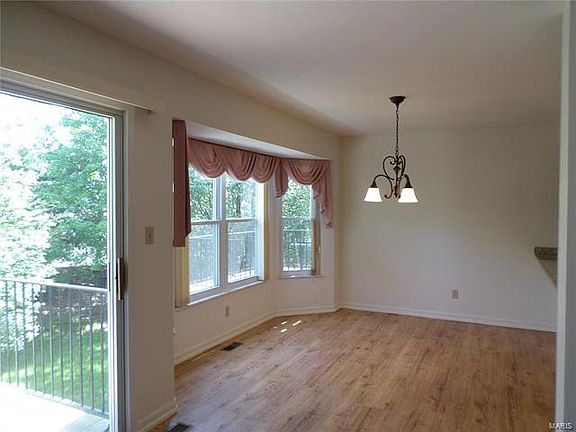 3rd image of 3631 Colonia Place Dr APT A