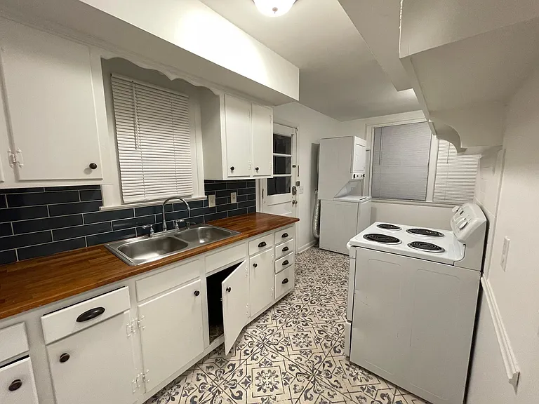 3809 Plantation Dr #A — Photo 6