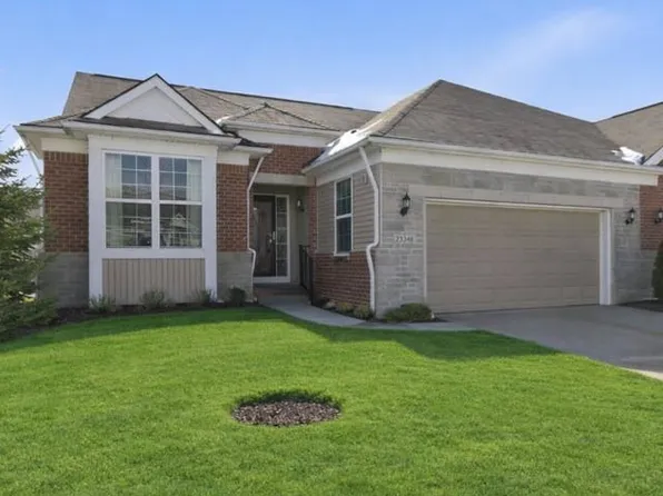 23346 Spring Creek Dr, Macomb, MI 48042