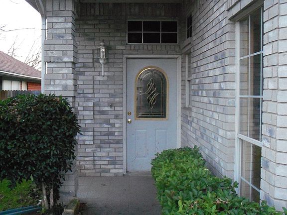 3rd image of 1809 Lincolnshire Way