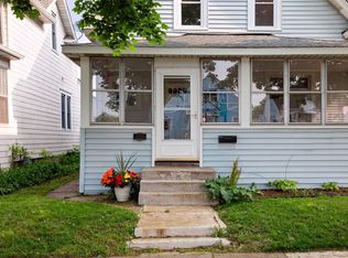 829 Geranium Ave E, Saint Paul, MN 55106