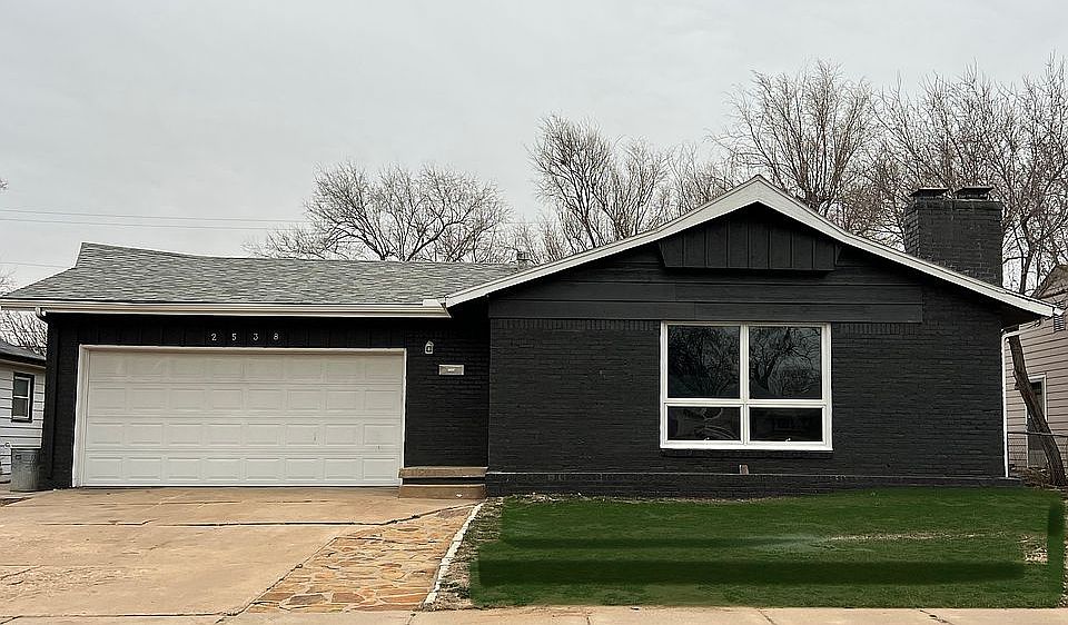 1st image of 2538 W Columbine Ln
