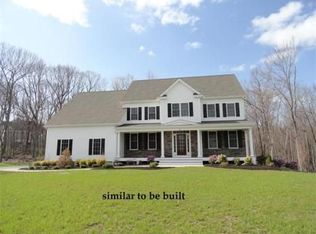 5 Rocky Woods Trl, Holliston, MA 01746
