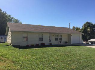 104 W Price Ave, Savannah, MO 64485