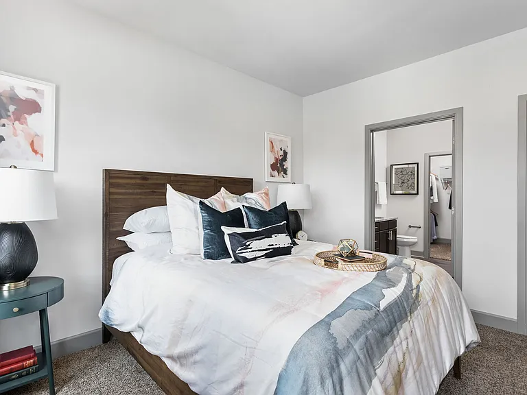 Aria Apartments of Zionsville — Photo 16