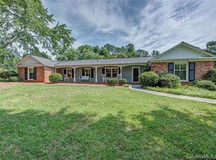 210 Hillside Dr, Shelby, NC 28150
