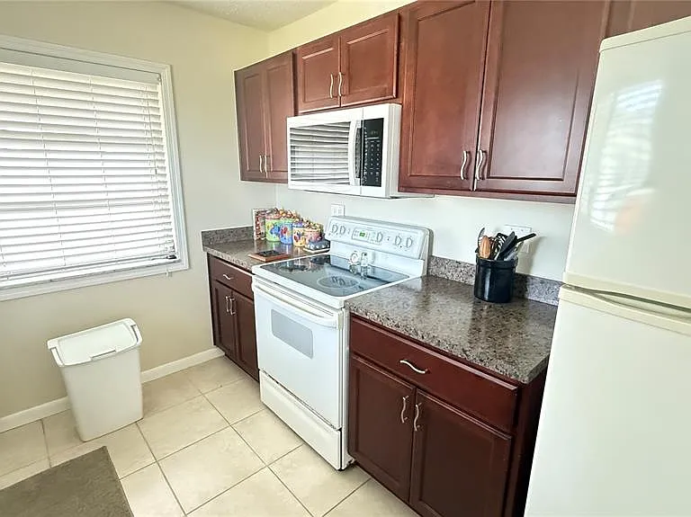 1528 Council Dr — Photo 11