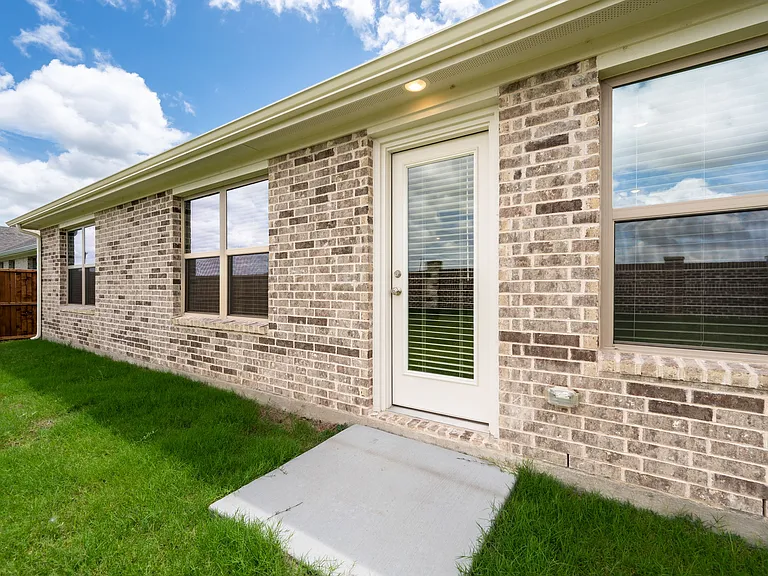 3745 Prairie Chapel Rd — Photo 28