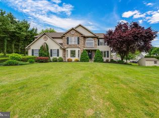 735 Rivervale Rd, Reading, PA 19605