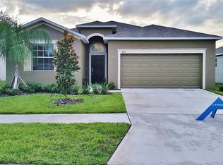 926 Meadow Glade Dr, Ruskin, FL 33570