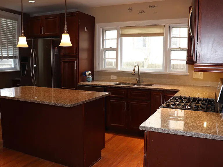 40 Beaumont St #1 — Photo 6