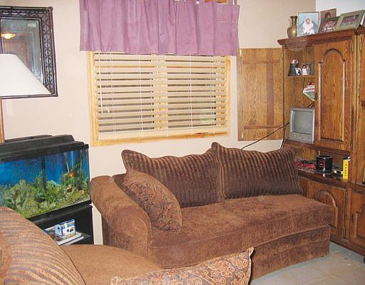 2nd image of 1129 E Hyde Park Blvd APT A