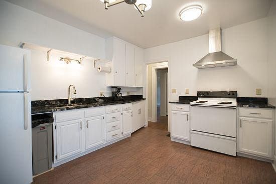 kitchen granite counter tops- vented range hood