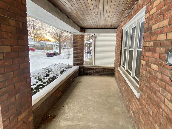 2nd image of 460 Orchard Ave #1