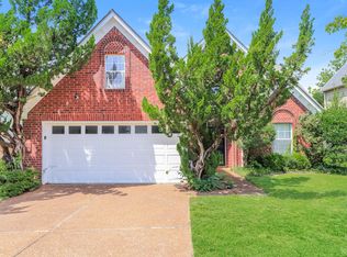 9100 Park Crest Dr, Cordova, TN 38016