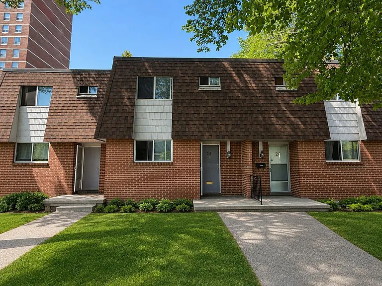 75 Eastdale Ave #22 — Photo 2