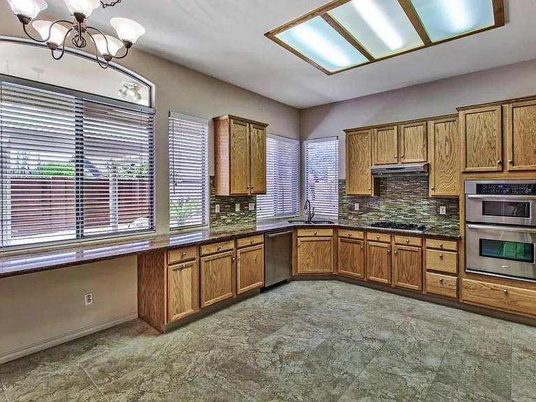 4823 E Williams Dr — Photo 22