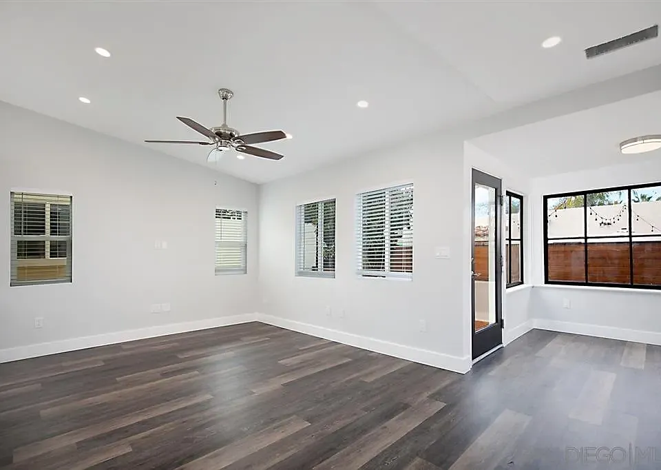 3785 Villa Ter