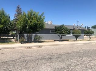 555 S 4th St, Chowchilla, CA 93610