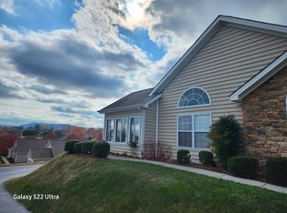 370 Villa View Point, Johnson City, TN 37604