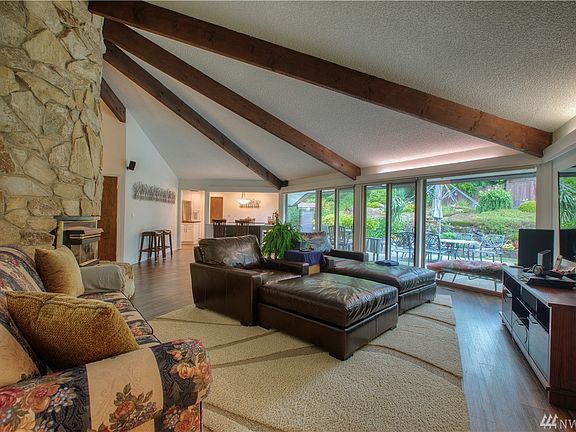 5th image of 6412 Hillcrest Dr SW