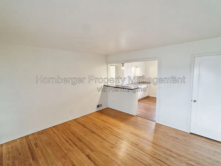 11 E Rich Ave #1 — Photo 32