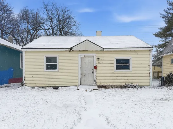 4121 Monroe St, Fort Wayne, IN 46806