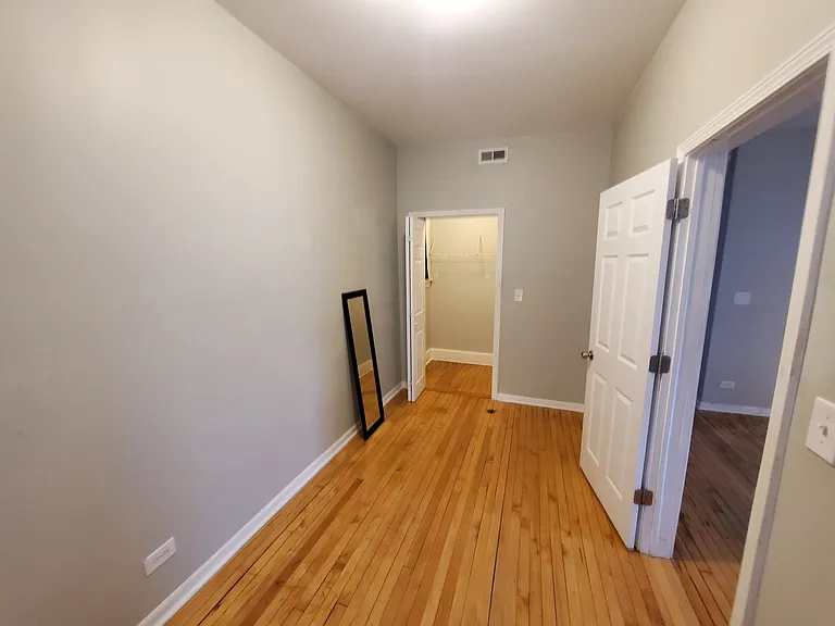 1706 W 17th St #C2 — Photo 14