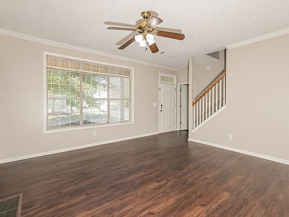 5th image of 1245 Lafayette Sq