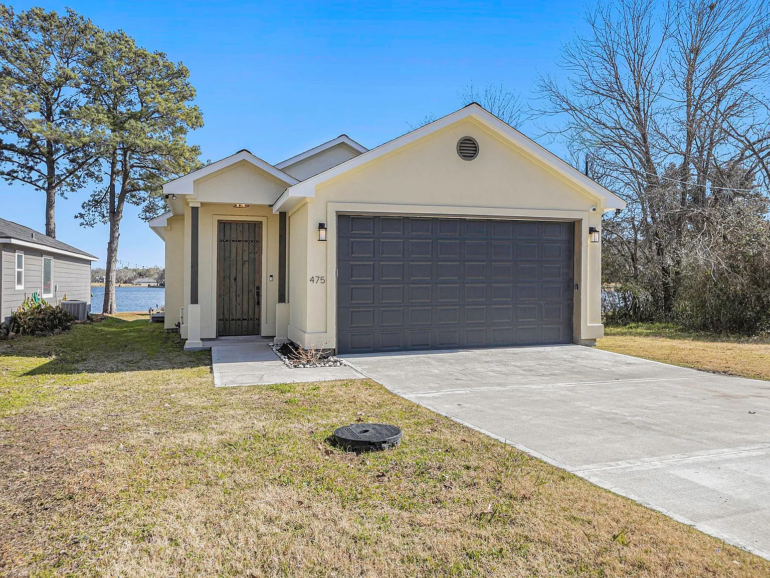 3 bed, 2.0 bath, 1467 sqft, $1,850 — Photo 2