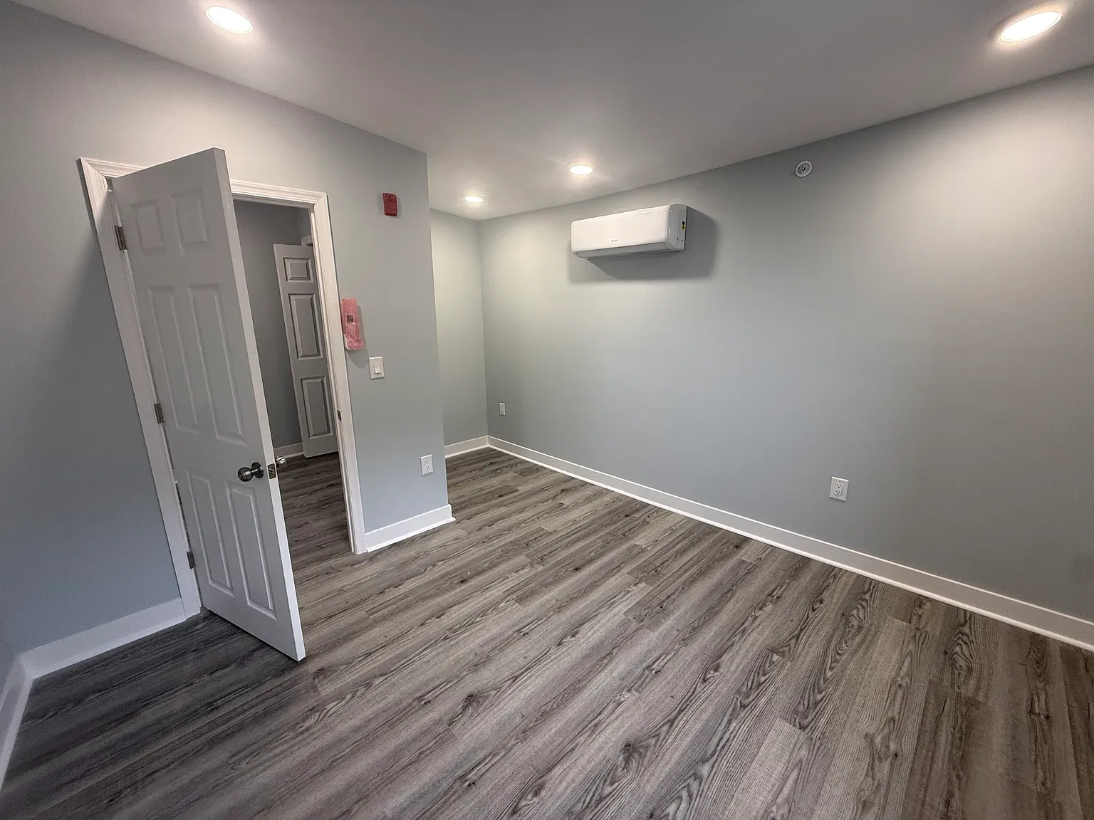2 bed, 800 sqft, $1,700 — Photo 4