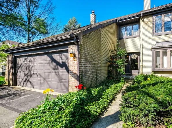 1 Dorset Pl, Newtown, PA 18940