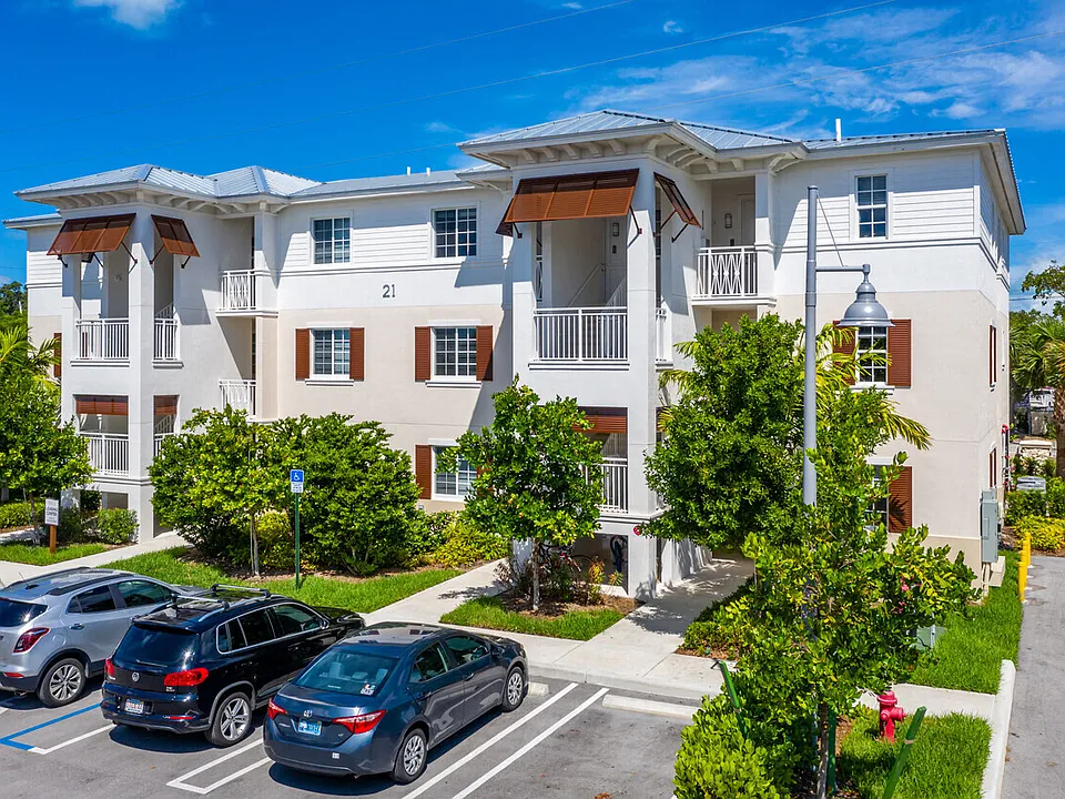 Playa Apartments