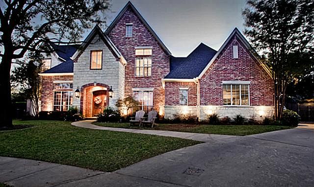 1st image of 343 Hunterwood Ct