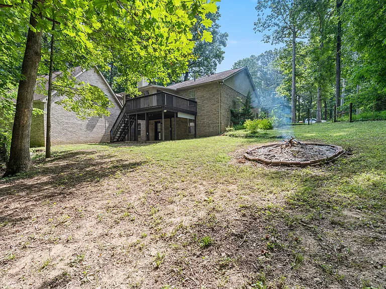 1024 Steven Springs Ct — Photo 5
